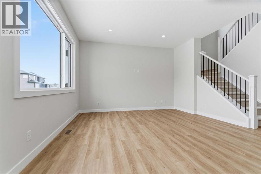358 Corner Glen Way NE, Calgary, Alberta  T3N 2P1 - Photo 9 - A2299832