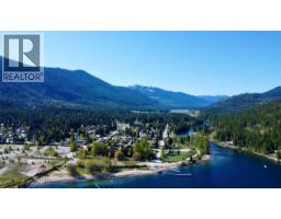 411 MAIN Street, Slocan, British Columbia