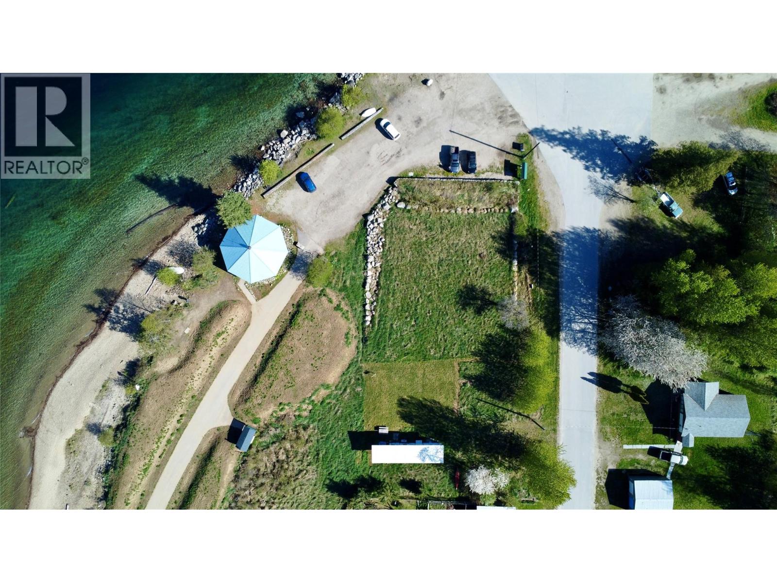 411 Main Street, Slocan, British Columbia  V0G 2C0 - Photo 3 - 10346218