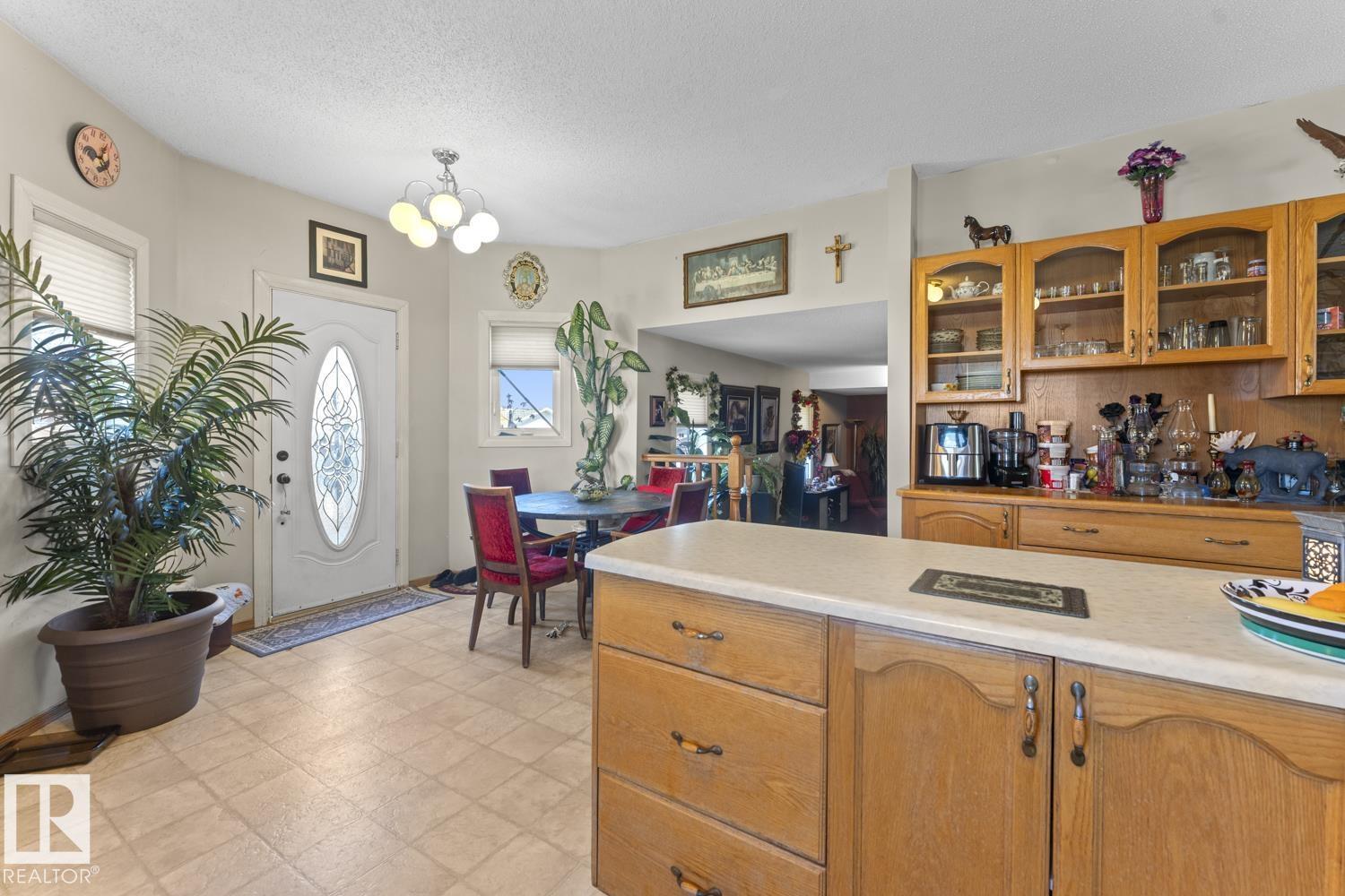 1414 7 Av, Cold Lake, Alberta  T9M 1B4 - Photo 11 - E4485639