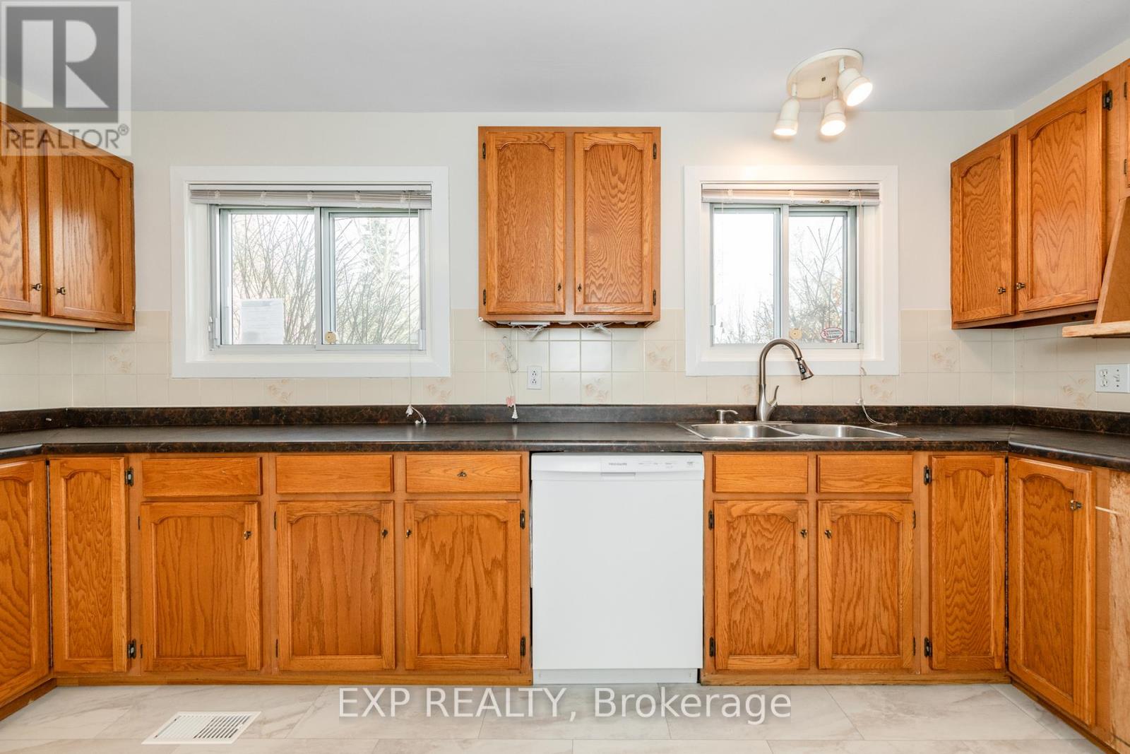 9 Kirkstall Avenue, Ottawa, Ontario  K2G 3M3 - Photo 11 - X13081134