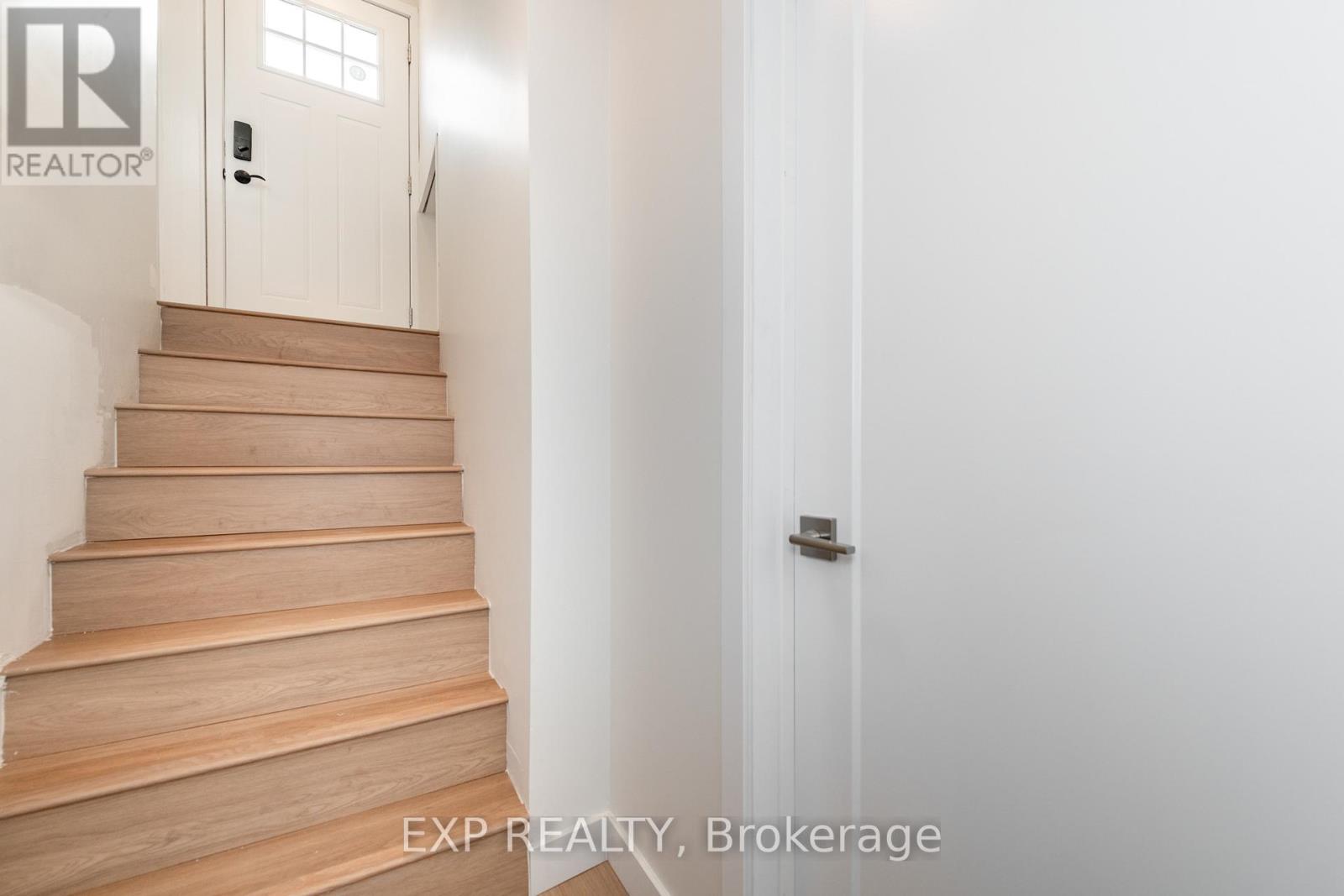 9 Kirkstall Avenue, Ottawa, Ontario  K2G 3M3 - Photo 26 - X13081134