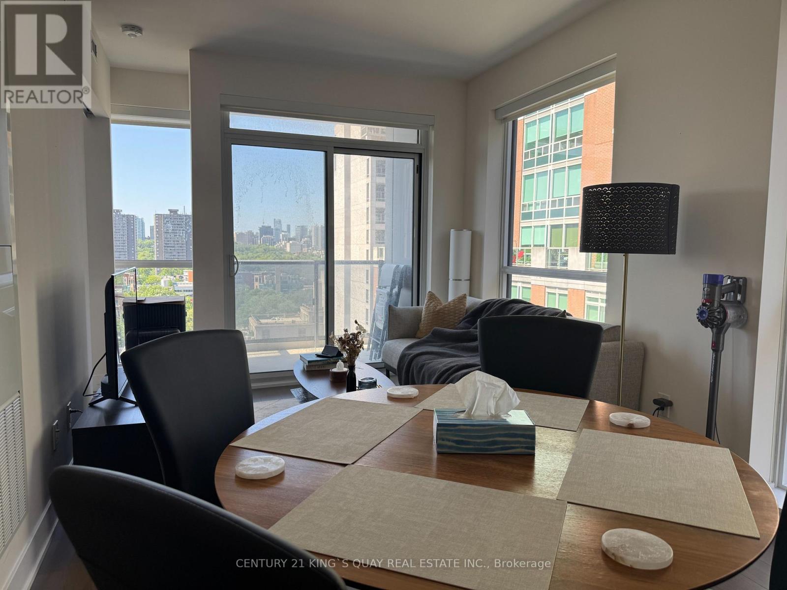 1206 - 88 Cumberland Street, Toronto, Ontario  M5R 0C8 - Photo 4 - C13081018