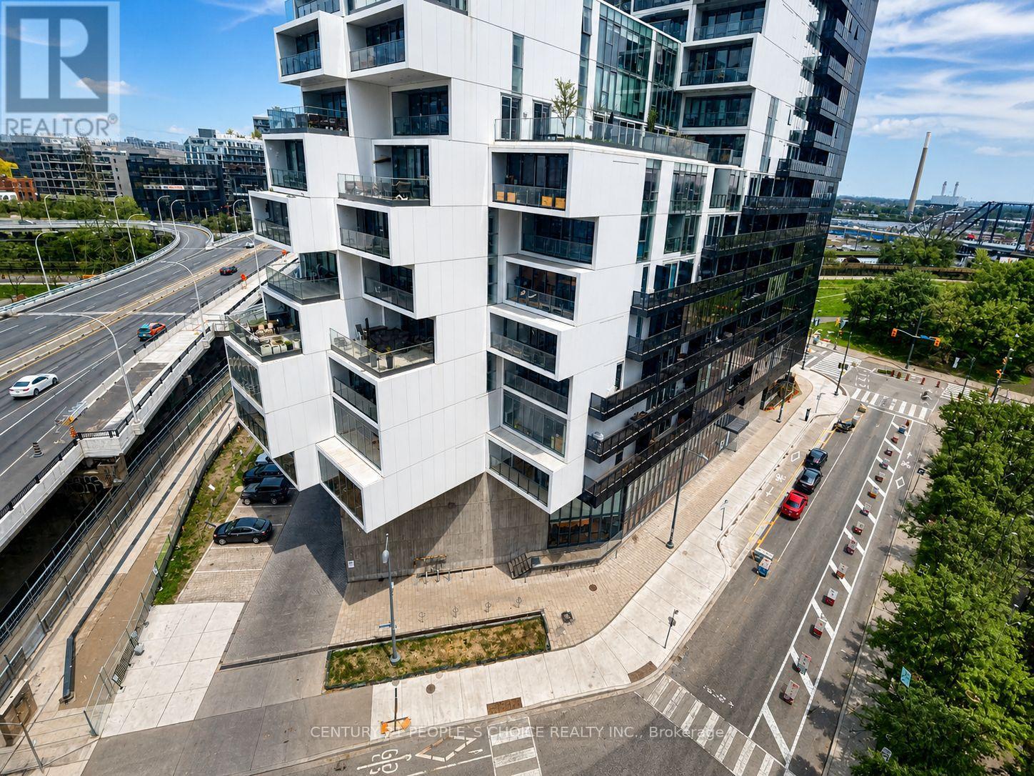 910 - 21 Lawren Harris Square, Toronto, Ontario  M5A 0T4 - Photo 17 - C13081026