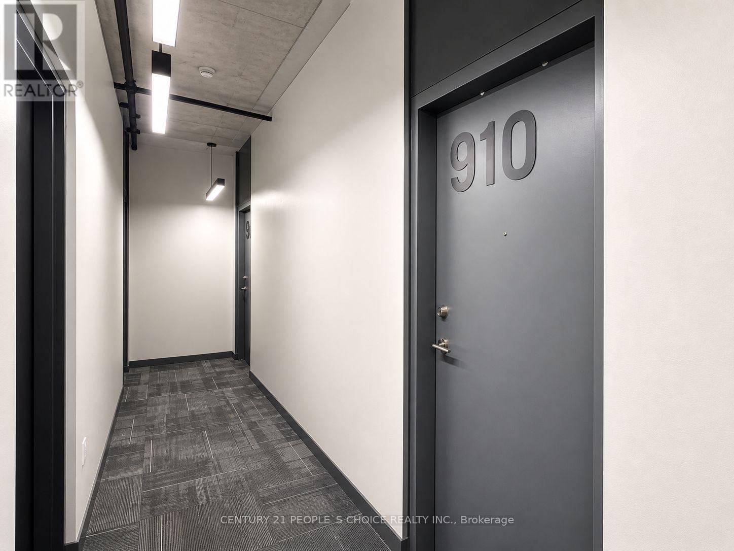 910 - 21 Lawren Harris Square, Toronto, Ontario  M5A 0T4 - Photo 6 - C13081026