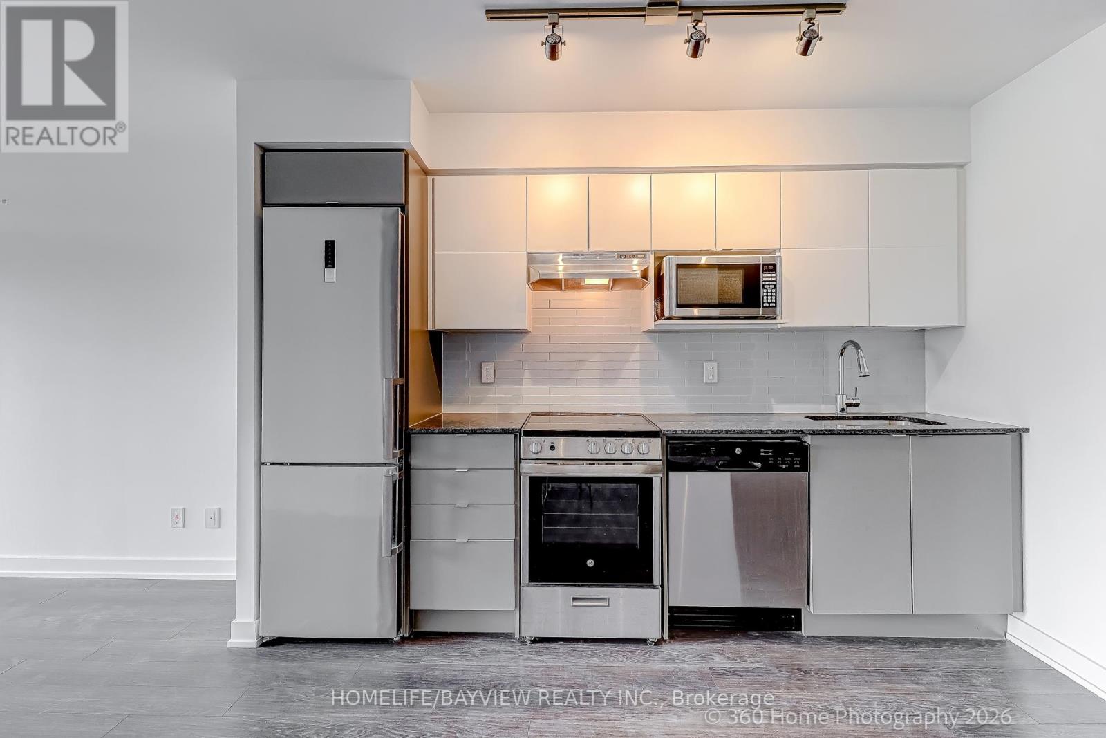 #510 - 120 Varna Drive, Toronto, Ontario  M6A 0B3 - Photo 6 - C13081032