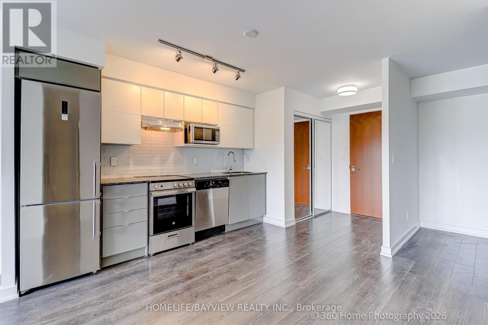 #510 - 120 Varna Drive, Toronto, Ontario  M6A 0B3 - Photo 7 - C13081032