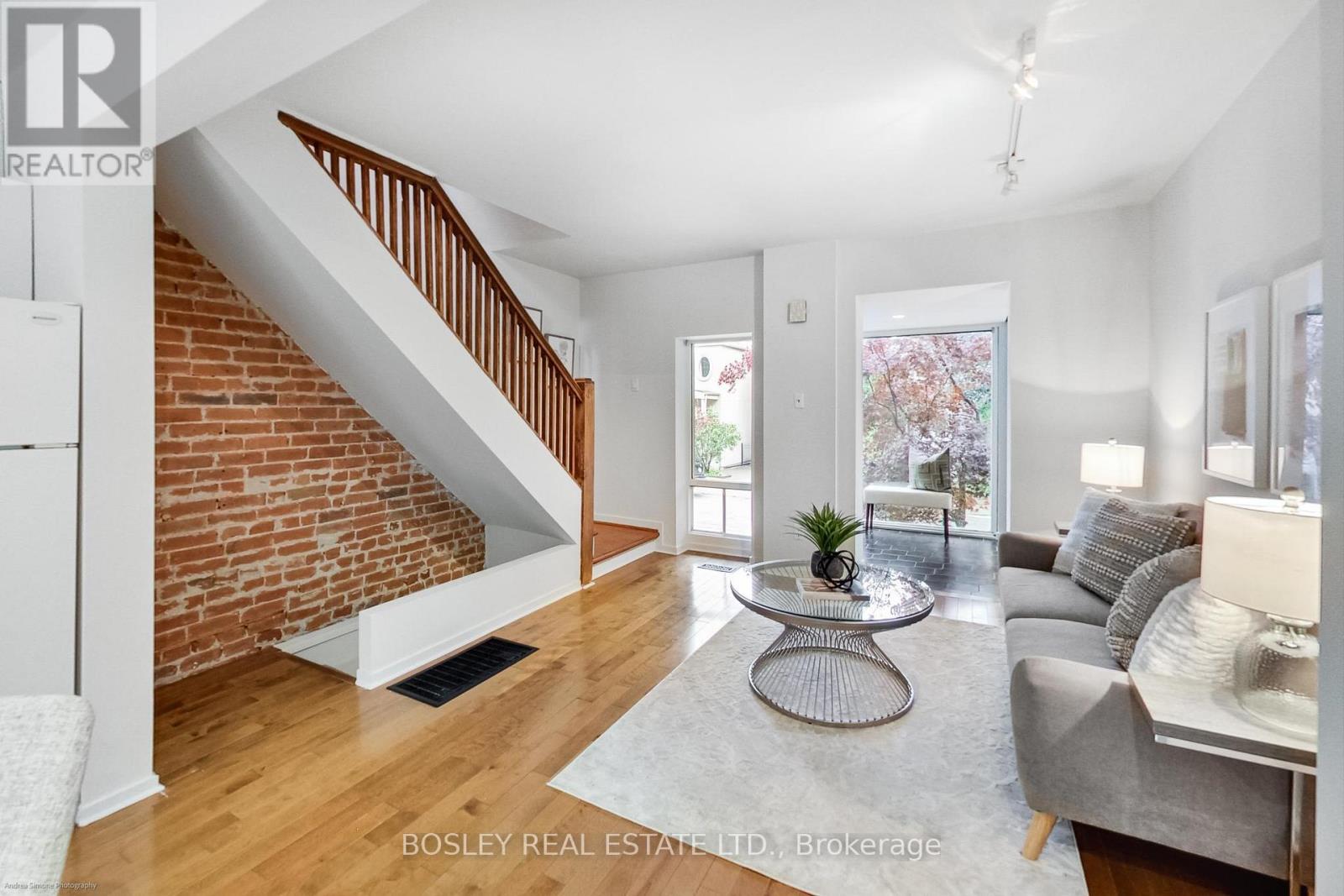 140 Helendale Avenue, Toronto, Ontario  M4R 1C7 - Photo 8 - C13081040
