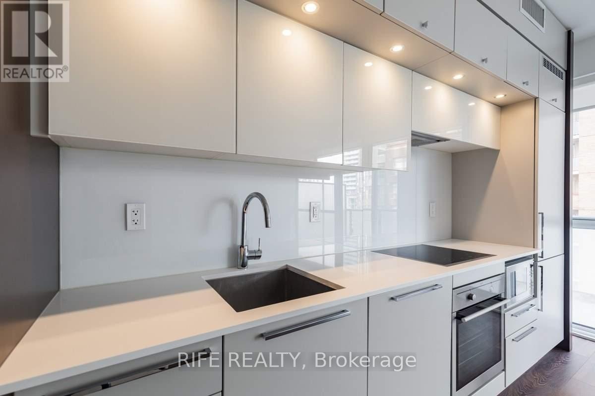 706 - 15 Grenville Street, Toronto, Ontario  M4Y 1A1 - Photo 4 - C13081110