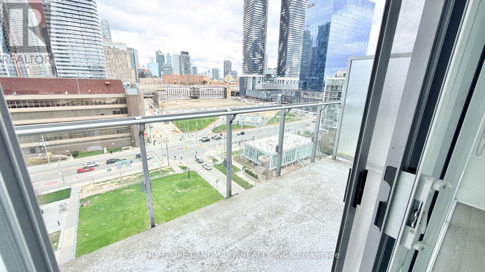1026 - 29 Queens Quay E, Toronto, Ontario  M5E 0A4 - Photo 21 - C13081194