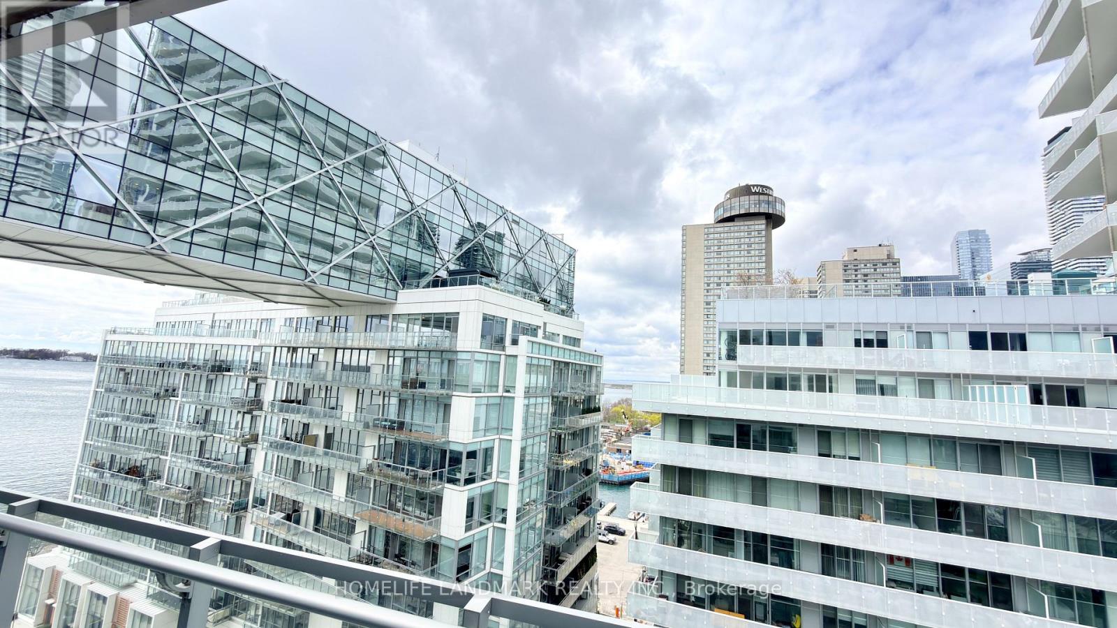 1026 - 29 Queens Quay E, Toronto, Ontario  M5E 0A4 - Photo 24 - C13081194