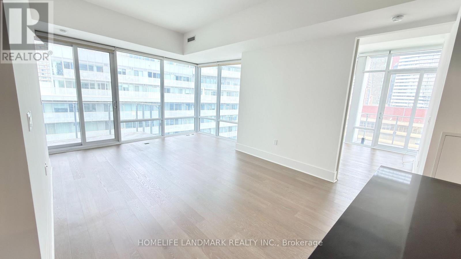 1026 - 29 Queens Quay E, Toronto, Ontario  M5E 0A4 - Photo 5 - C13081194