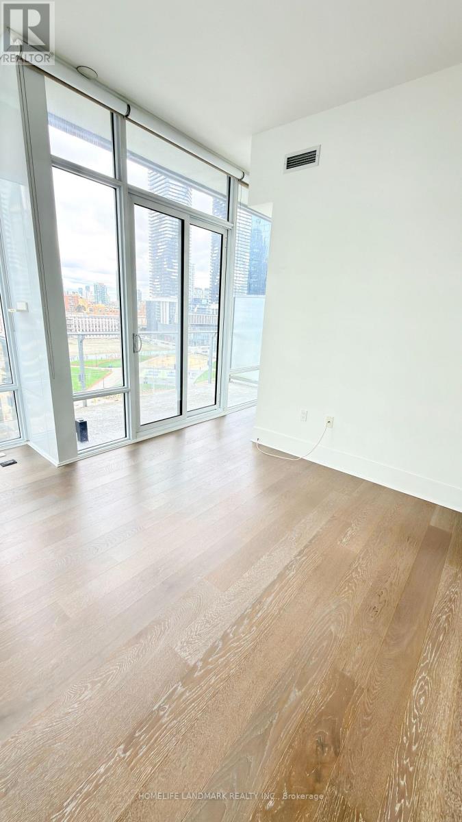 1026 - 29 Queens Quay E, Toronto, Ontario  M5E 0A4 - Photo 7 - C13081194