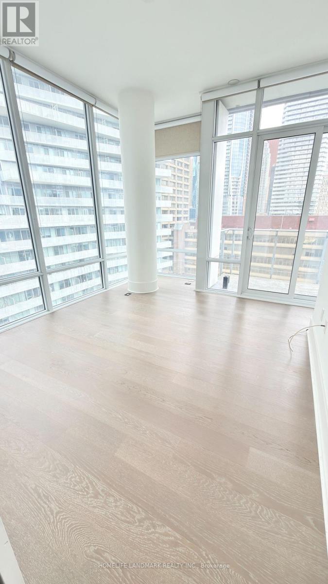 1026 - 29 Queens Quay E, Toronto, Ontario  M5E 0A4 - Photo 8 - C13081194