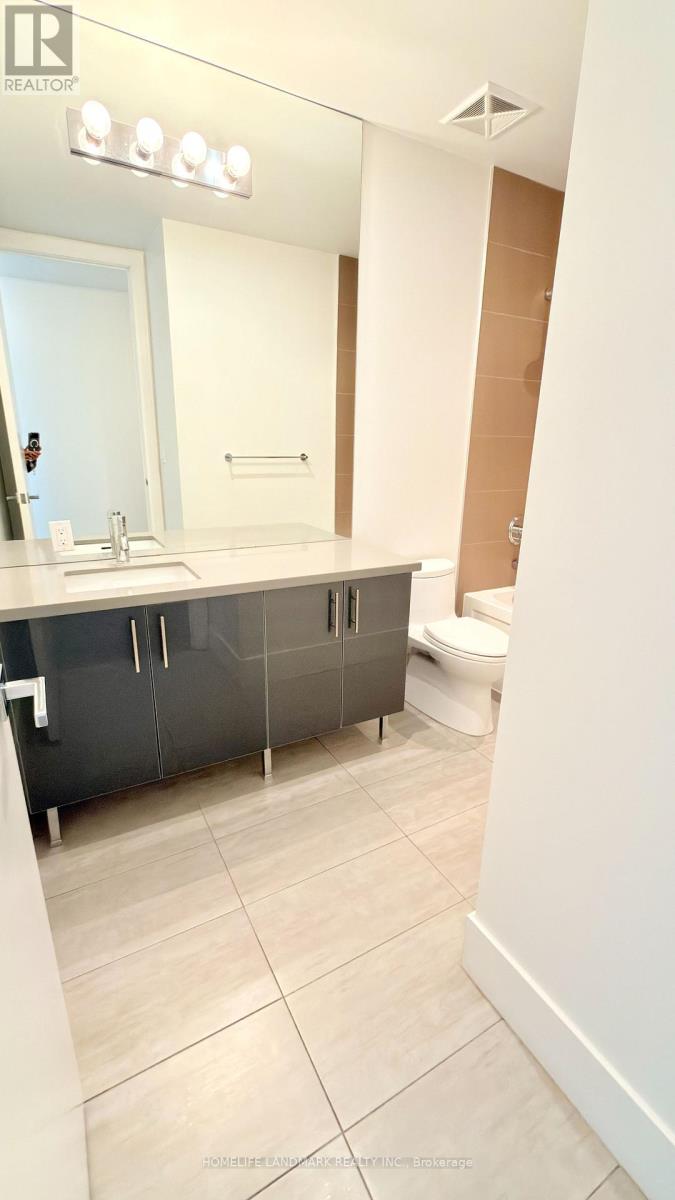 1026 - 29 Queens Quay E, Toronto, Ontario  M5E 0A4 - Photo 9 - C13081194