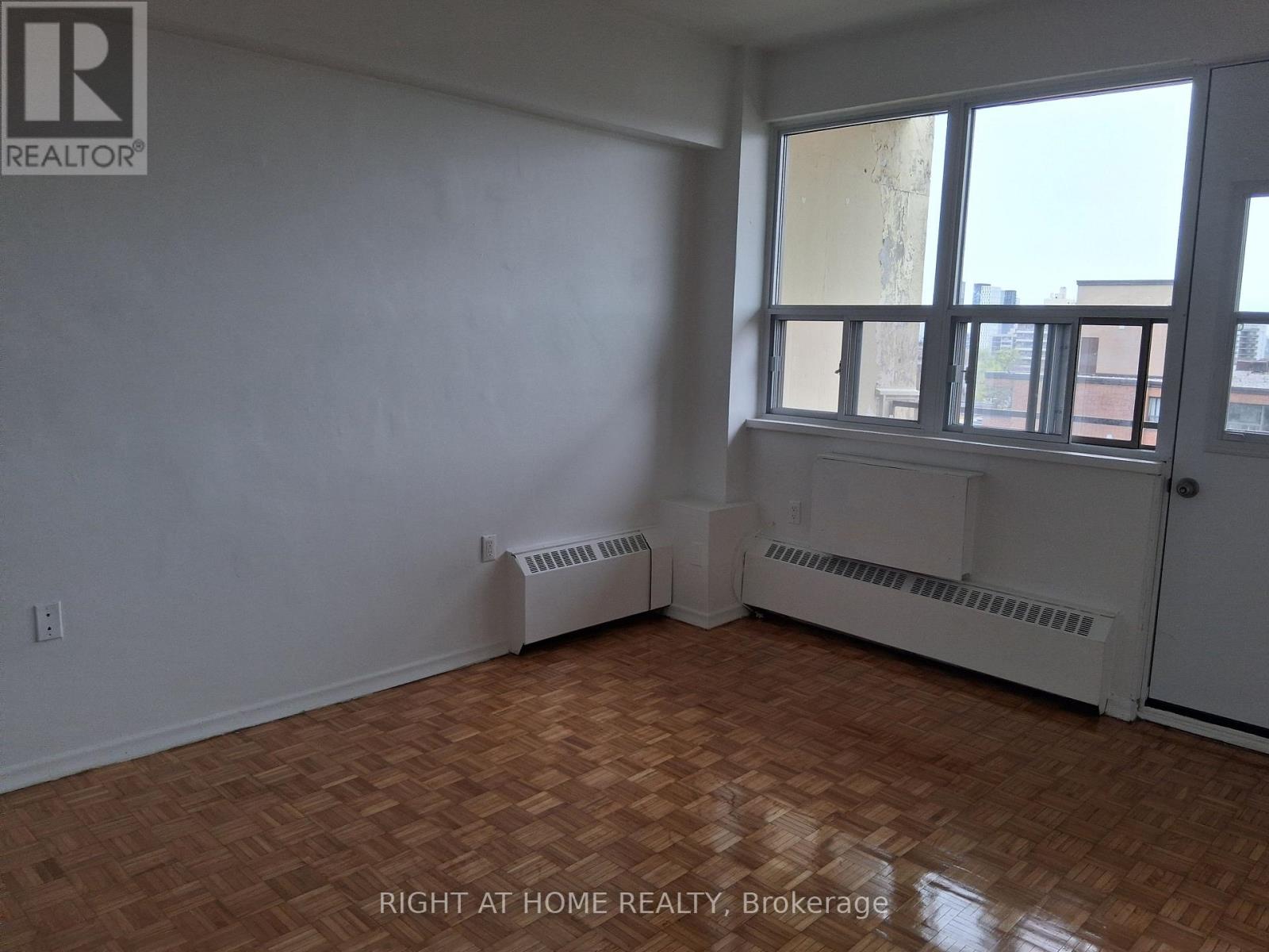 1007 - 191 St George Street, Toronto, Ontario  M5R 2M6 - Photo 6 - C13050886