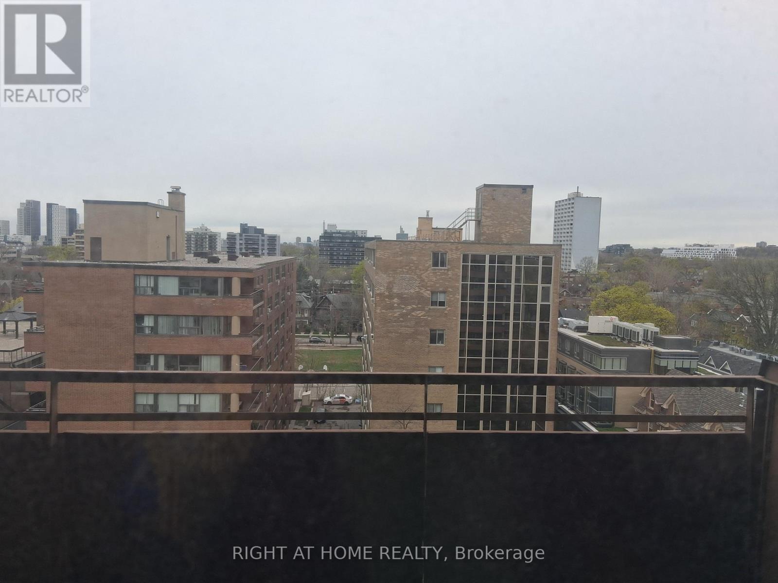 1007 - 191 St George Street, Toronto, Ontario  M5R 2M6 - Photo 12 - C13050886
