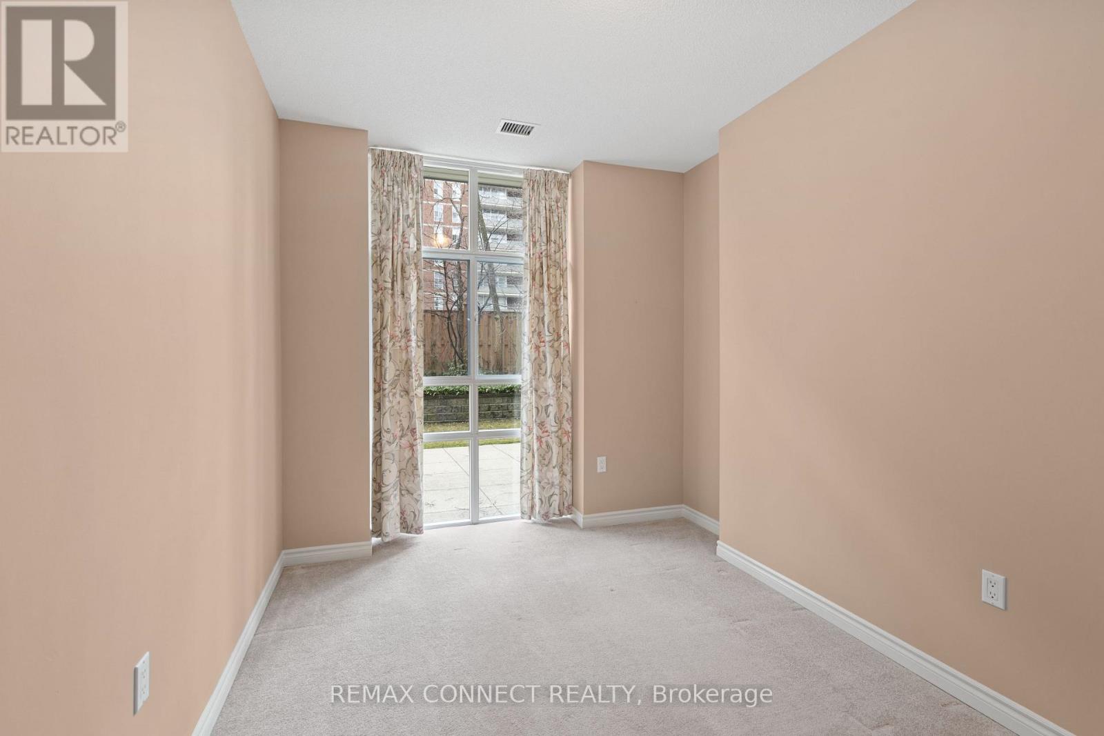 109 - 115 Bonis Avenue, Toronto, Ontario  M1T 3S4 - Photo 12 - E13081076