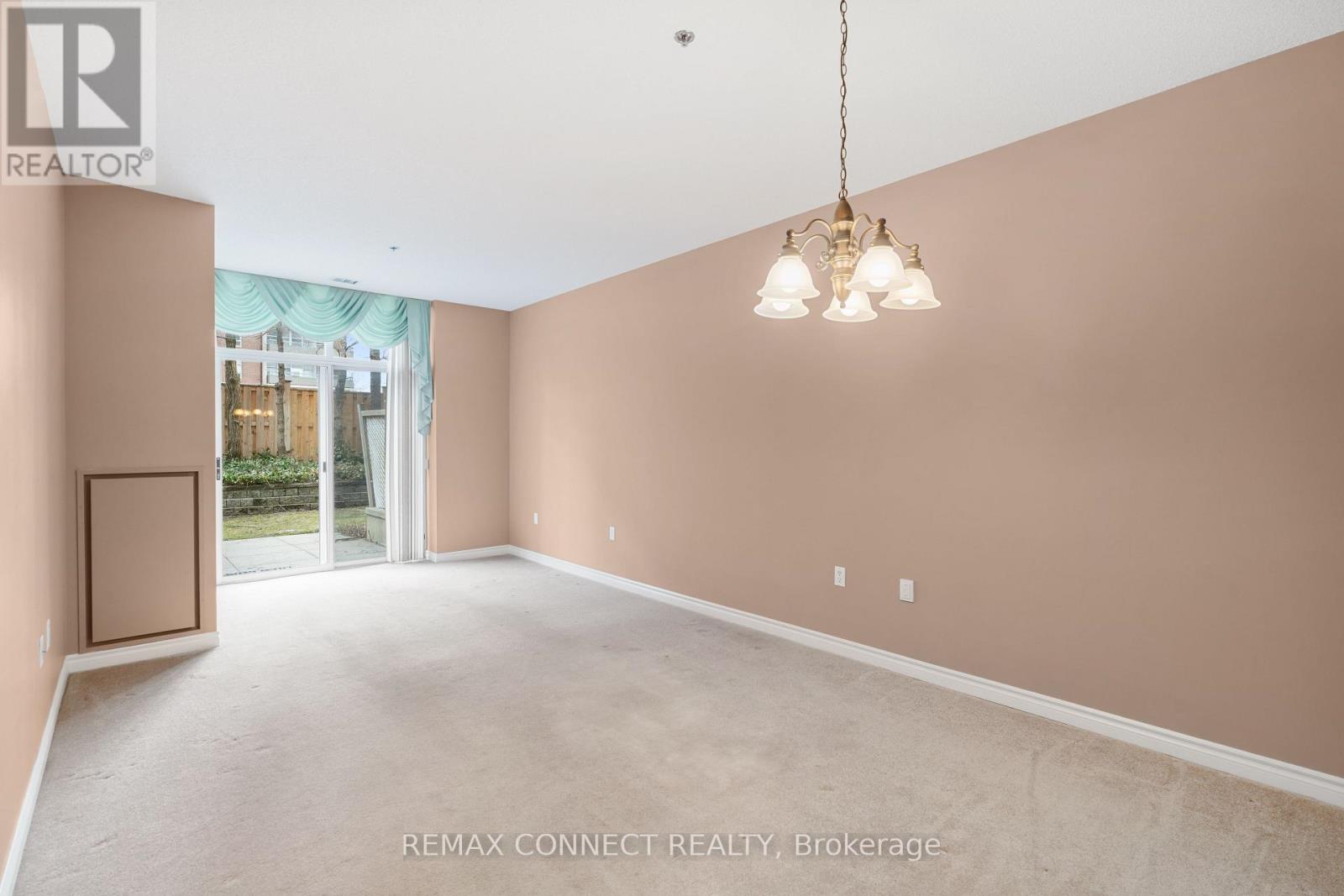 109 - 115 Bonis Avenue, Toronto, Ontario  M1T 3S4 - Photo 5 - E13081076