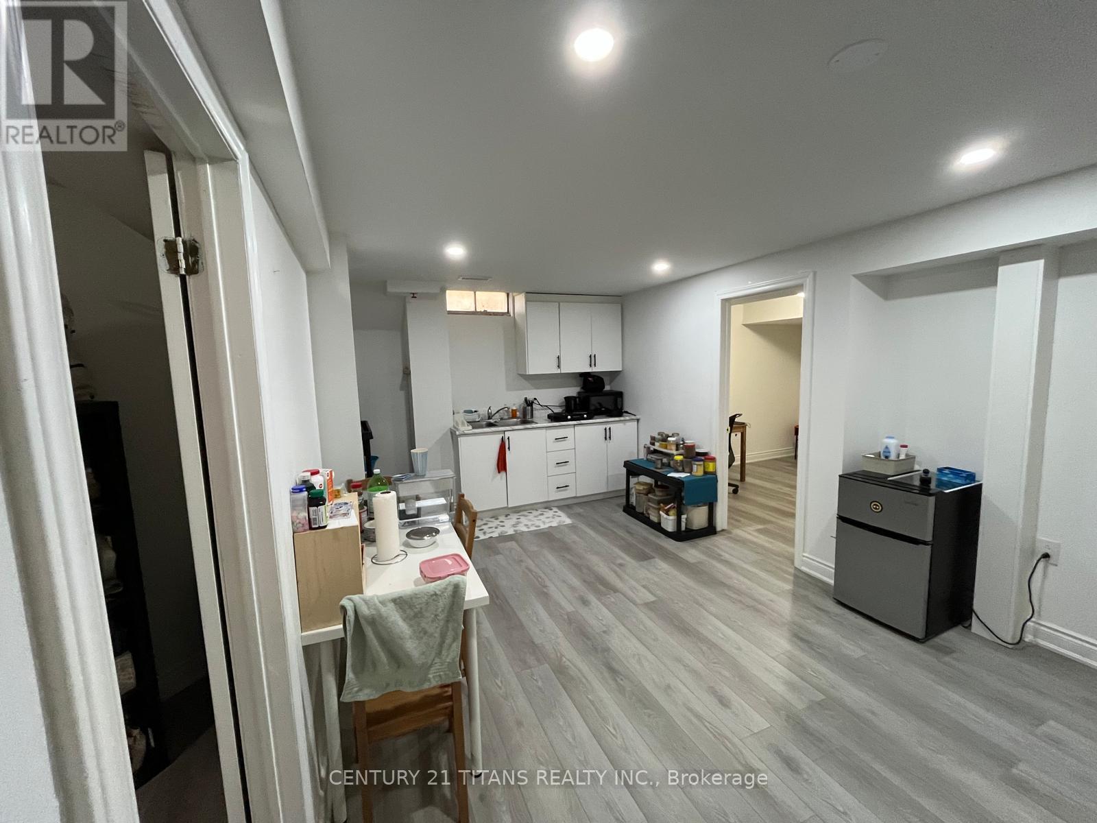 20 Hemingford Place, Whitby, Ontario  L1R 1G1 - Photo 19 - E13081136