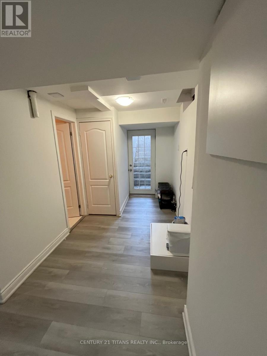 20 Hemingford Place, Whitby, Ontario  L1R 1G1 - Photo 20 - E13081136