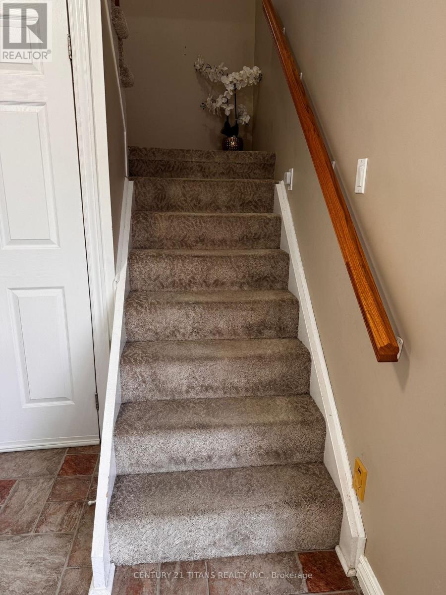 20 Hemingford Place, Whitby, Ontario  L1R 1G1 - Photo 38 - E13081136