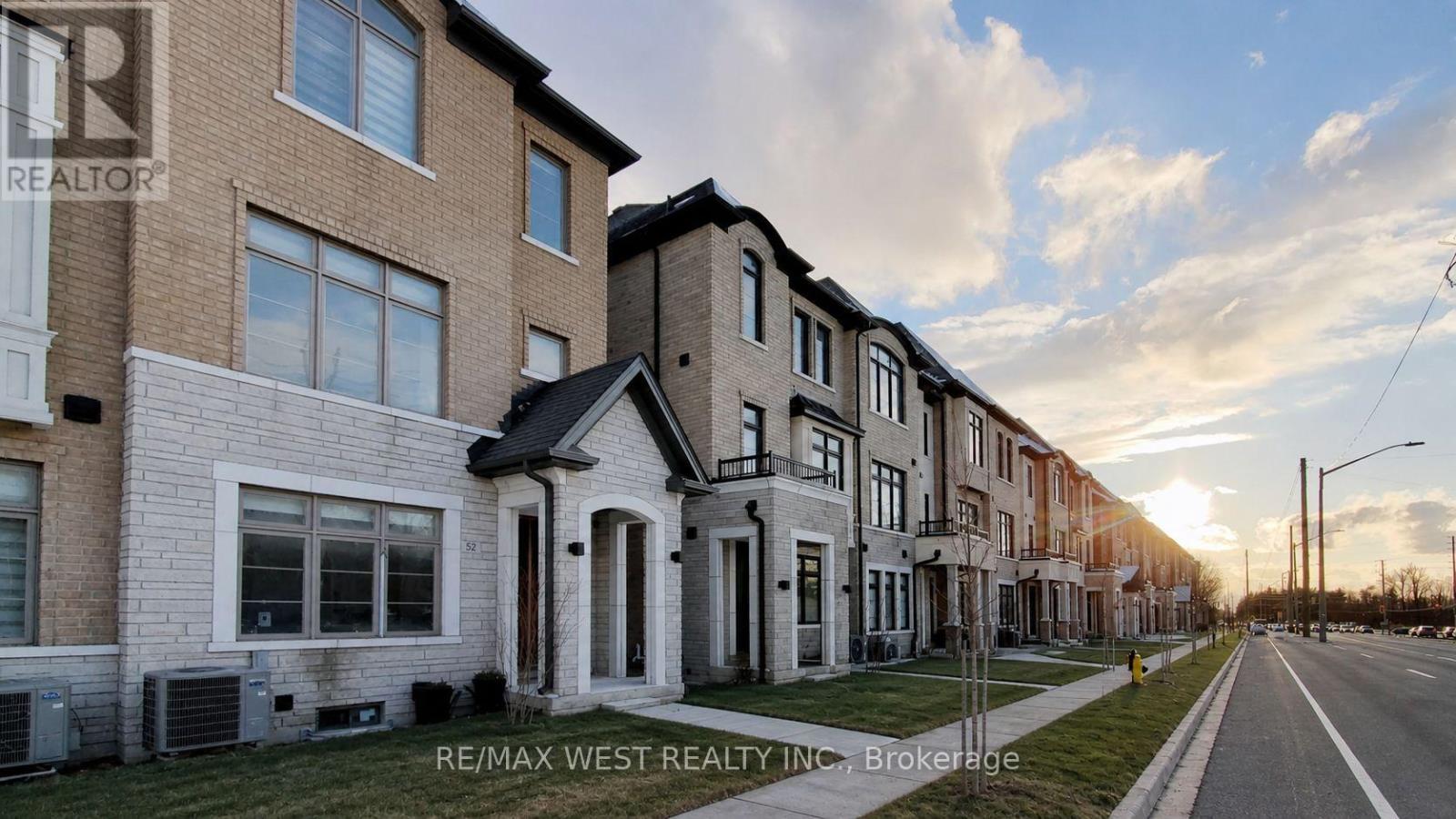 58 De La Roche Drive, Vaughan, Ontario  L4H 5G4 - Photo 2 - N13081024