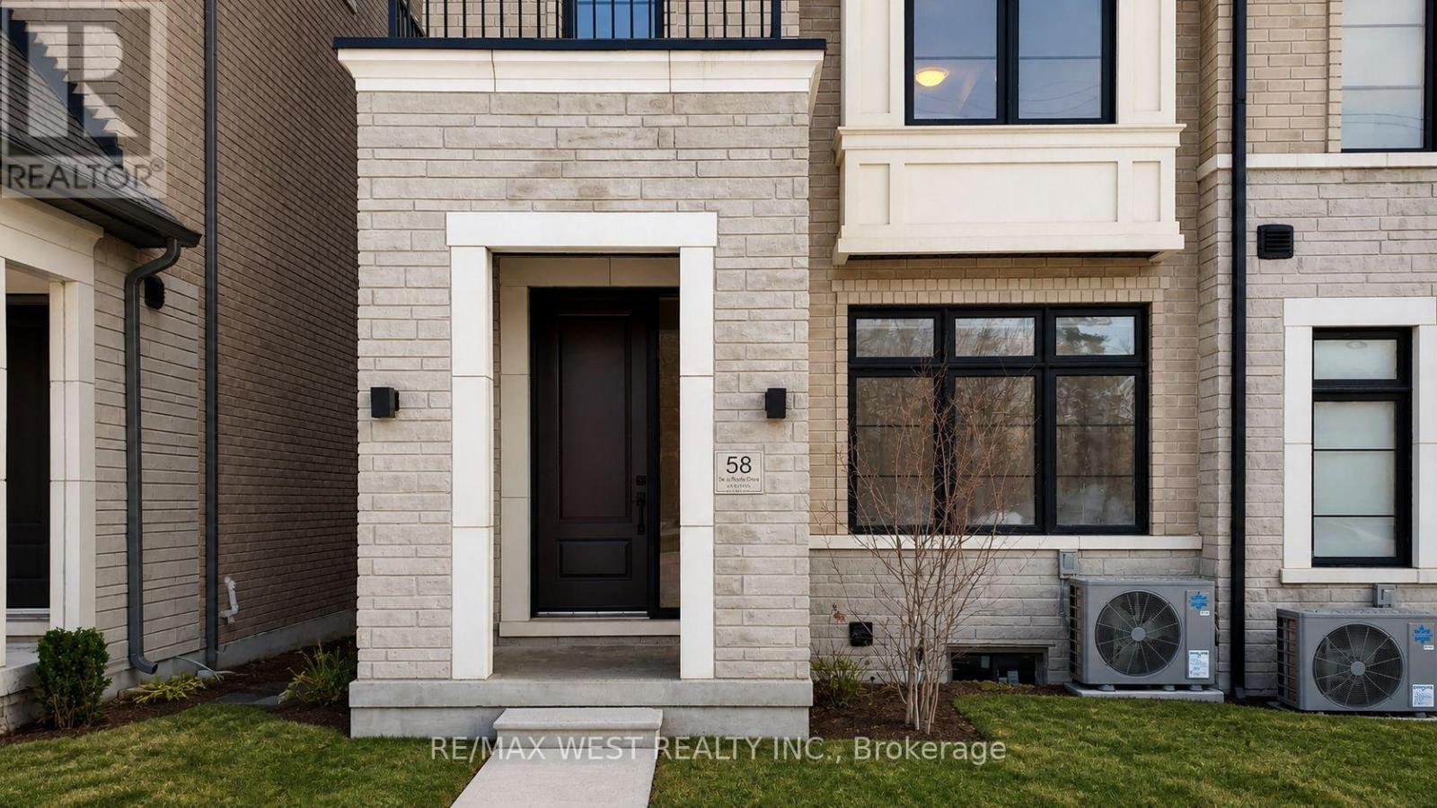 58 De La Roche Drive, Vaughan, Ontario  L4H 5G4 - Photo 4 - N13081024
