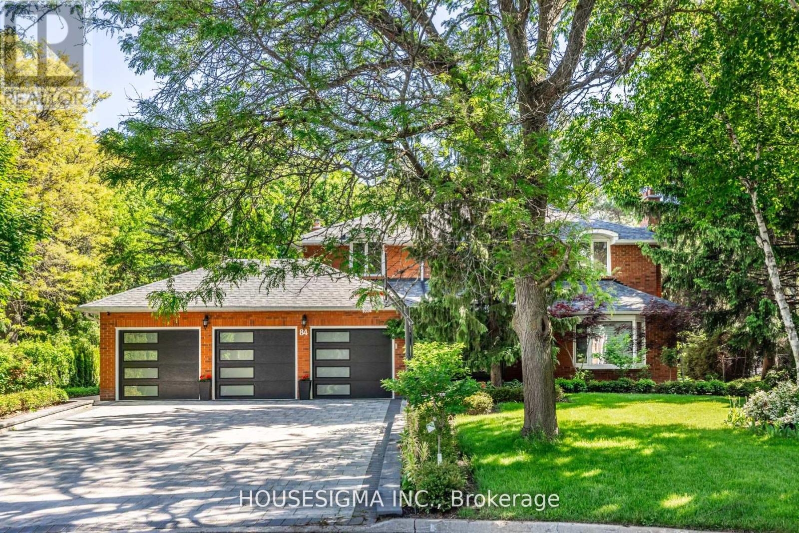 84 CAMBRIDGE CRESCENT, Richmond Hill, Ontario