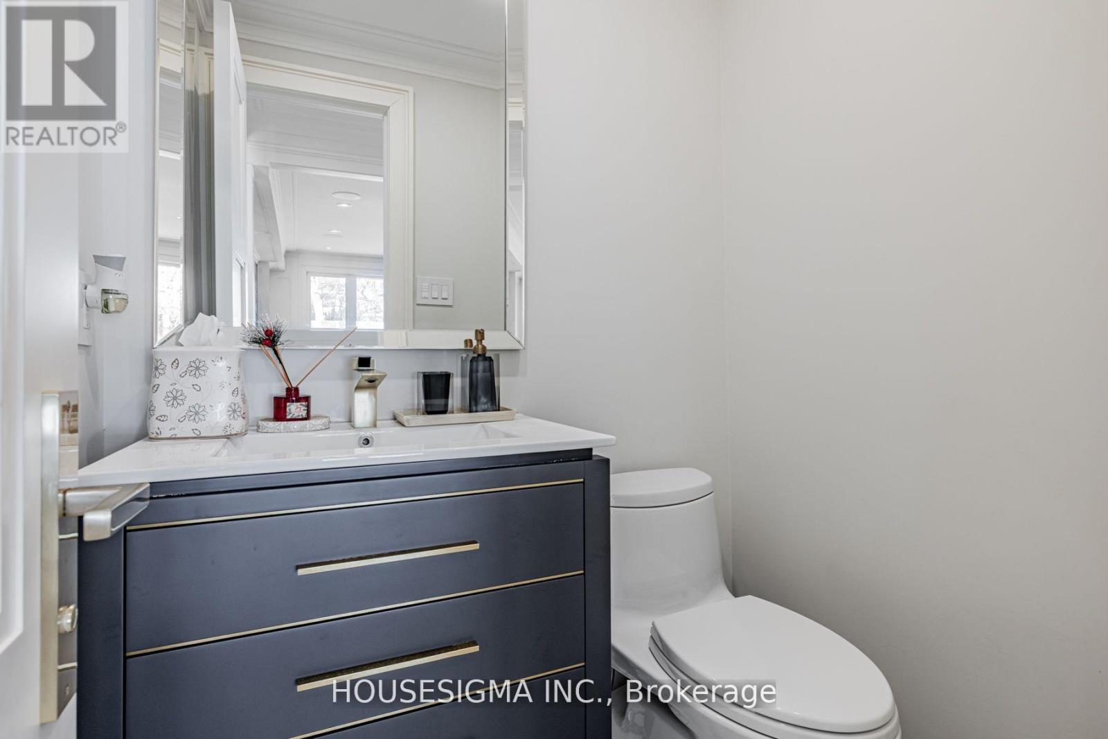 84 Cambridge Crescent, Richmond Hill (South Richvale), Ontario  L4C 6G2 - Photo 18 - N13081180