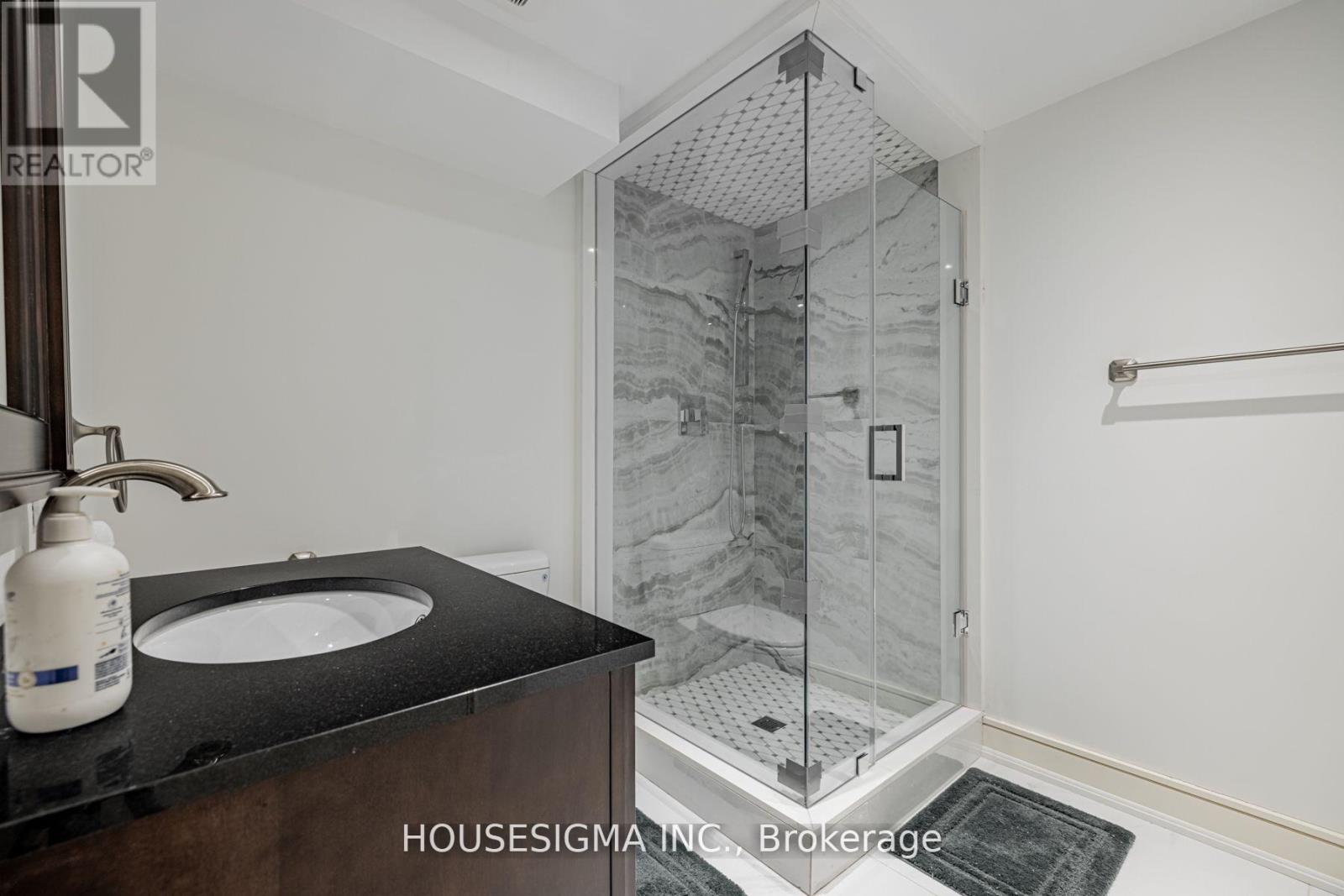 84 Cambridge Crescent, Richmond Hill (South Richvale), Ontario  L4C 6G2 - Photo 36 - N13081180