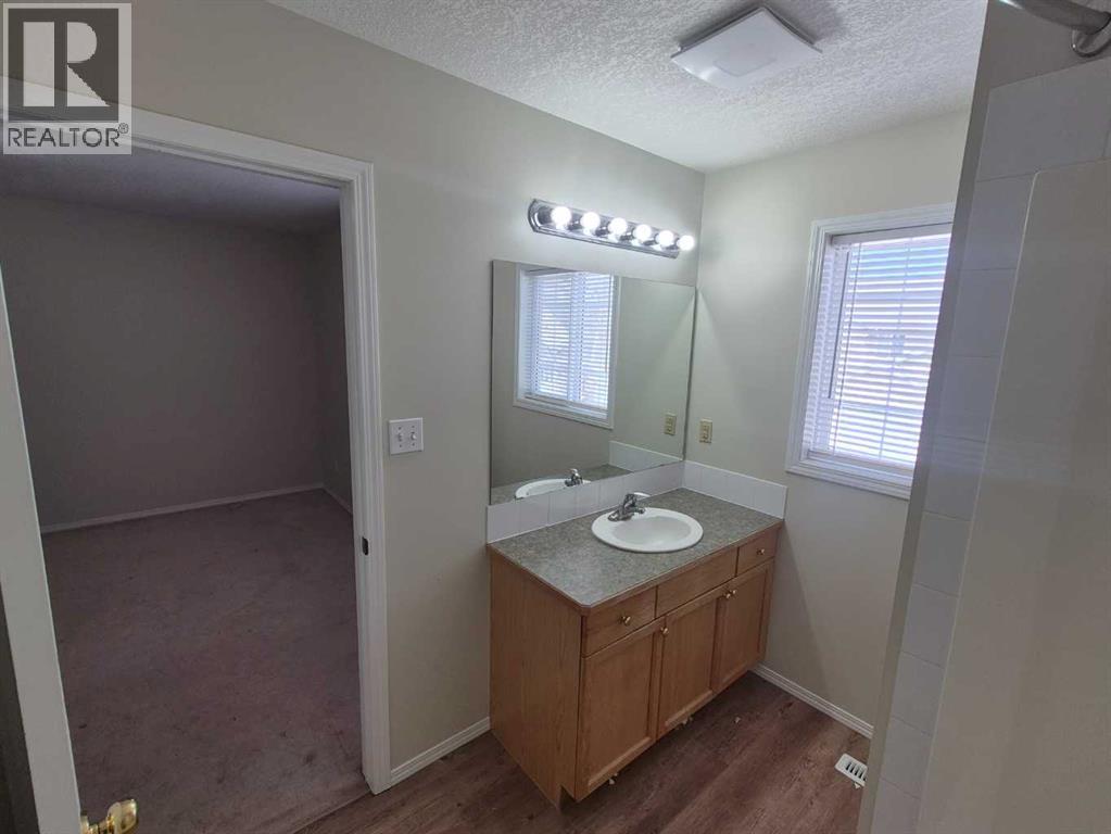 21, 545 Highlands Boulevard W, Lethbridge, Alberta  T1J 4V2 - Photo 15 - A2307622