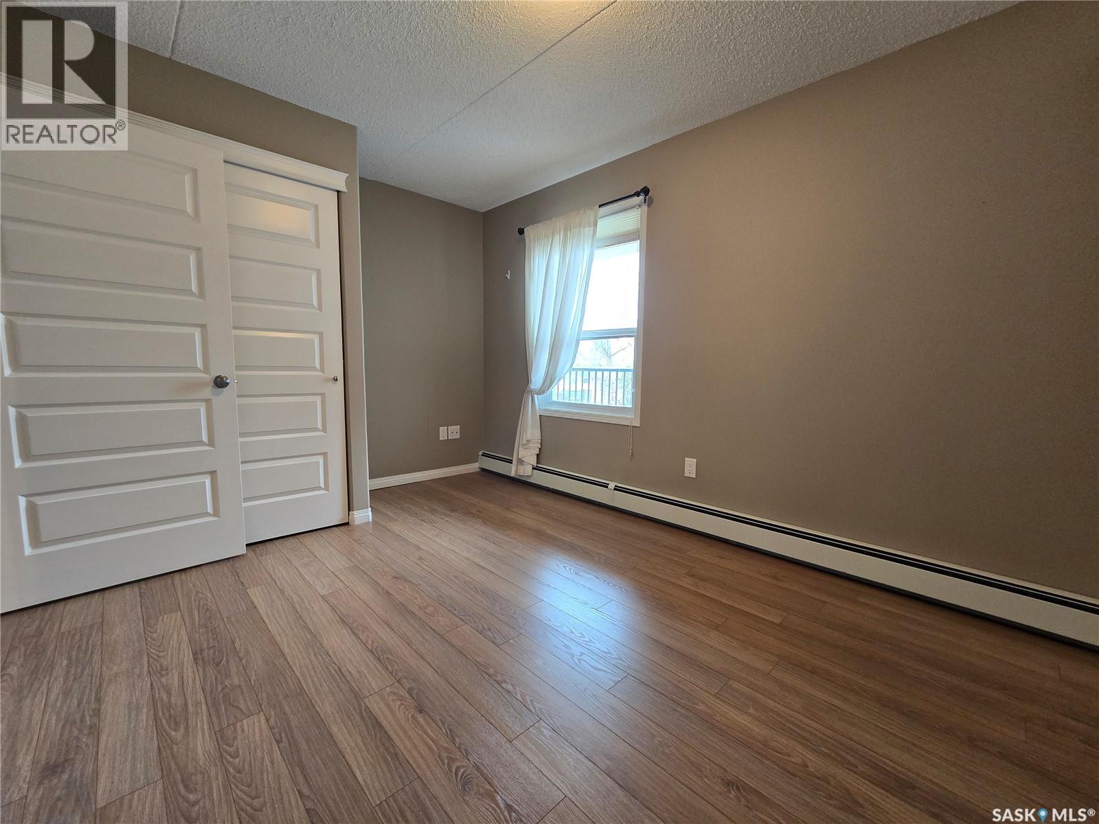 208 505 Bannerman Street, Weyburn, Saskatchewan  S4H 1V5 - Photo 12 - SK034840