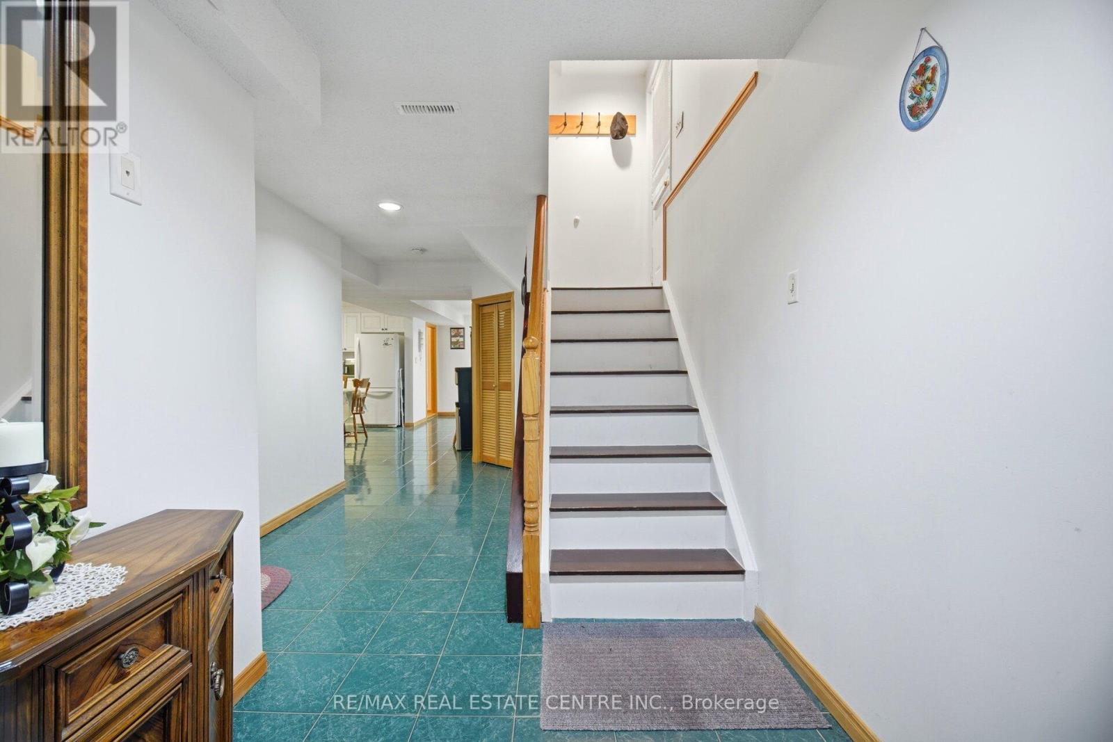 4616 Owl Circle, Mississauga, Ontario  L4Z 2P9 - Photo 35 - W13081006