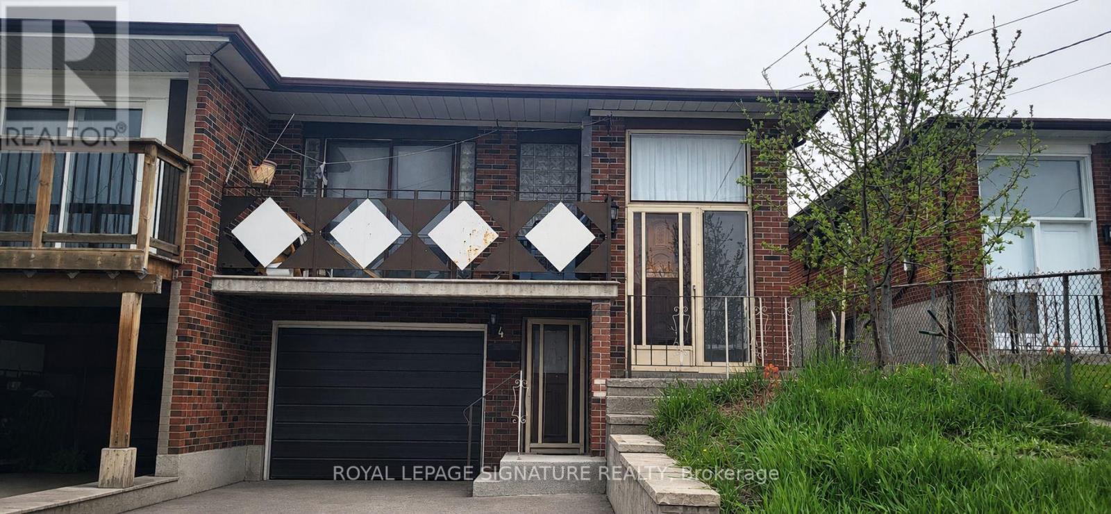 4 IMOGENE AVENUE, Toronto, Ontario