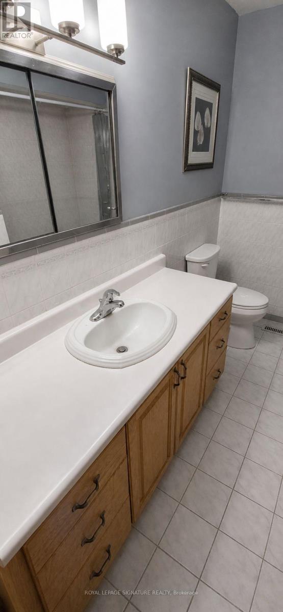 4 Imogene Avenue, Toronto, Ontario  M9M 1N6 - Photo 5 - W13081082