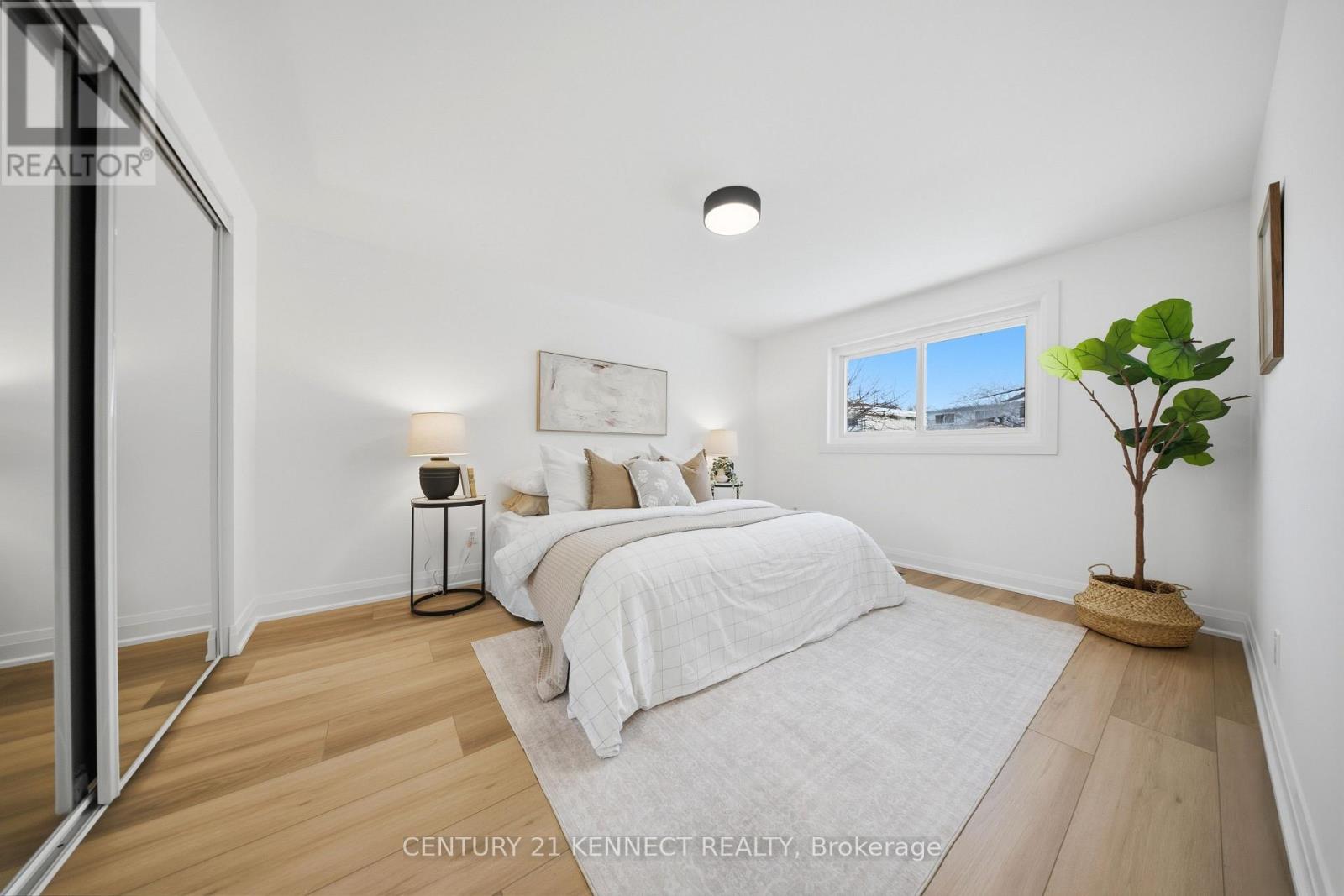 2121 Baynham Court, Mississauga, Ontario  L5A 1H1 - Photo 14 - W13081124