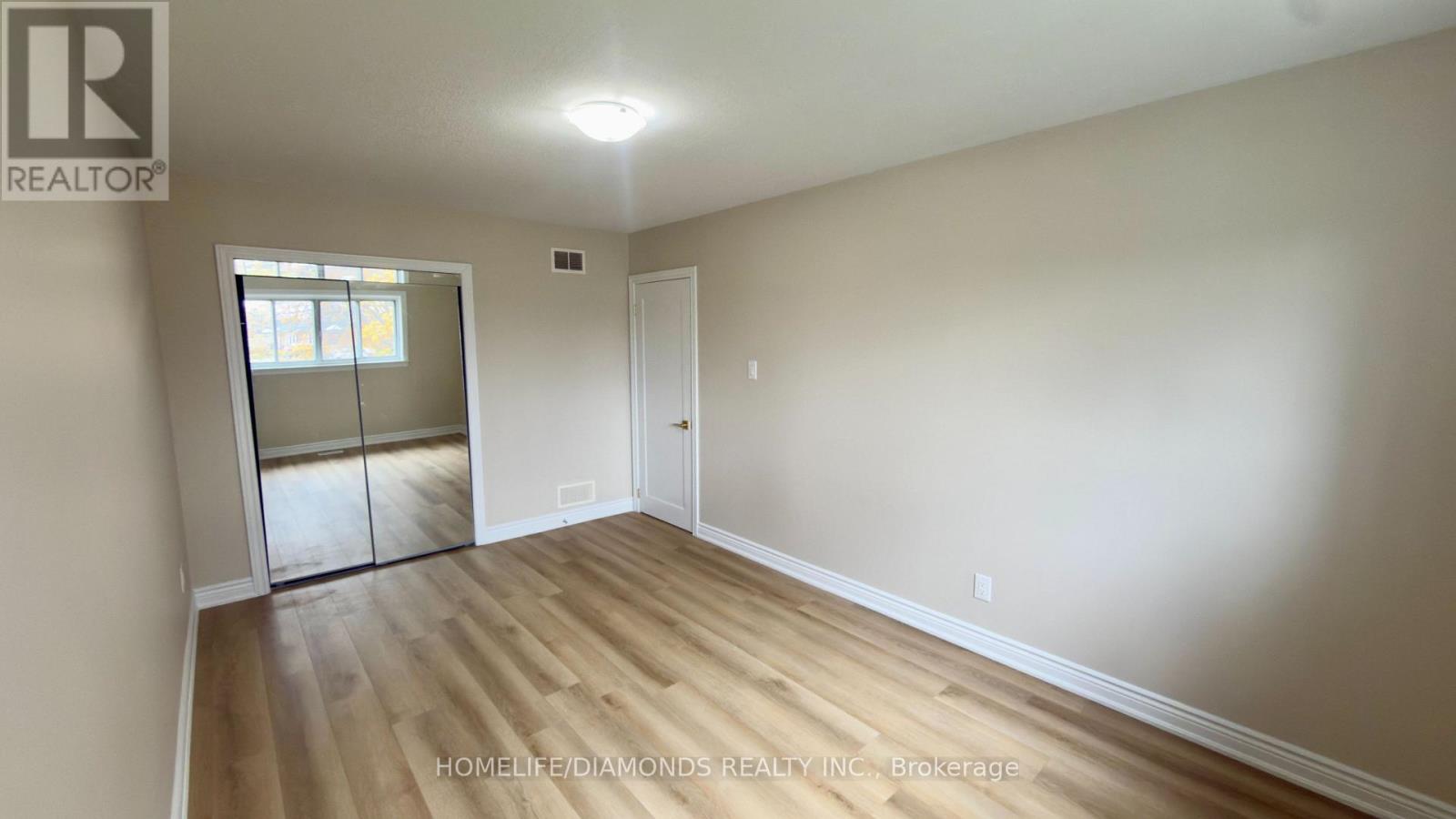 15 Athlone Avenue, Brampton, Ontario  L6T 2N5 - Photo 13 - W13081126