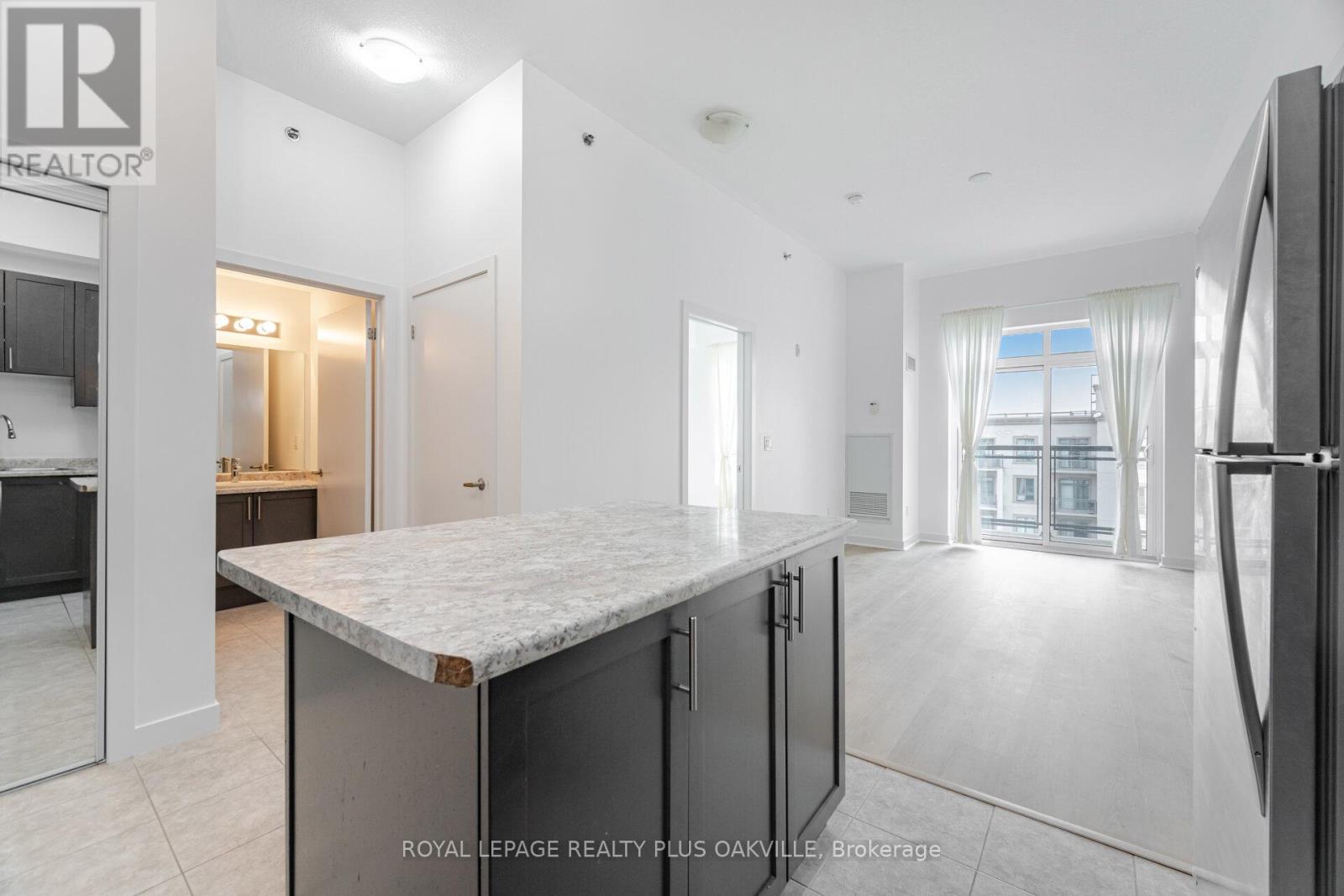 804 - 2486 Old Bronte Road, Oakville, Ontario  L6M 0Y4 - Photo 11 - W13081130