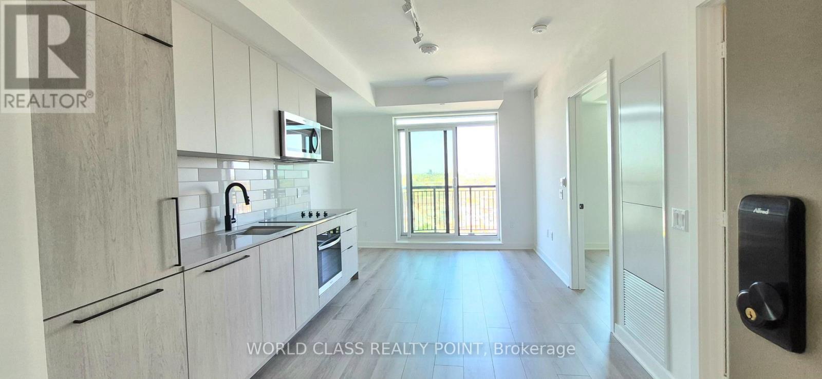 1604 - 1185 Dupont Street, Toronto, Ontario  M6H 0G5 - Photo 2 - W13081176