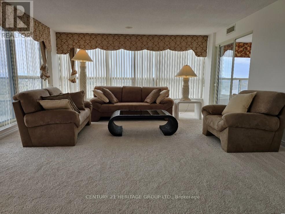 1604 - 7300 Yonge Street, Vaughan, Ontario  L4J 7Y5 - Photo 2 - N13073162