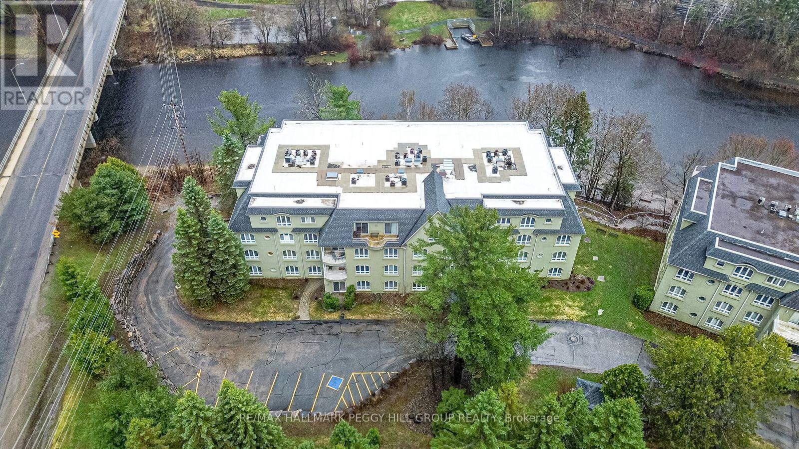 308 - 31 Dairy Lane, Huntsville (Chaffey), Ontario  P1H 2L7 - Photo 3 - X13081056
