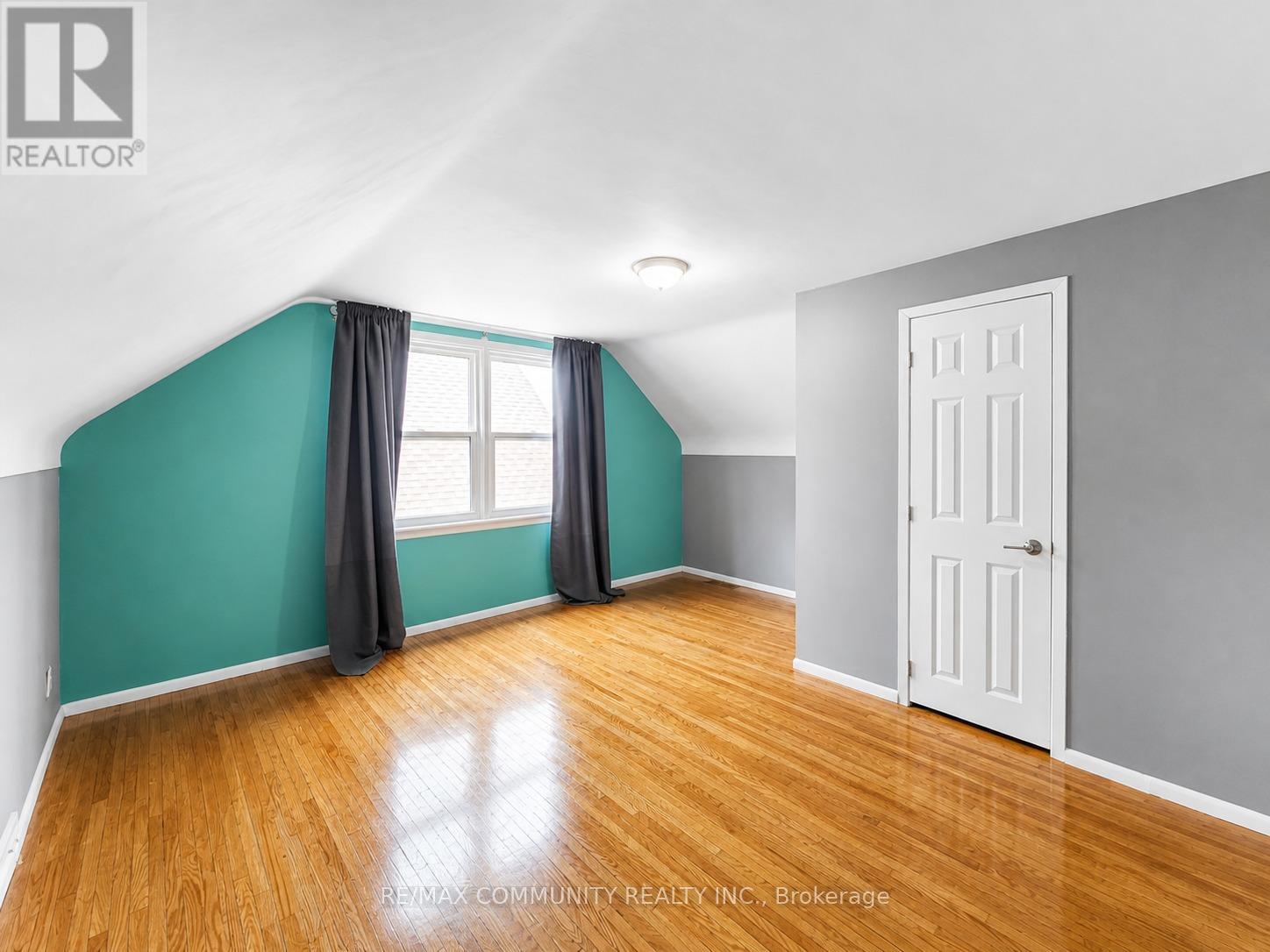 Main - 386 Whitney Avenue, Hamilton, Ontario  L8S 2H4 - Photo 19 - X13081062