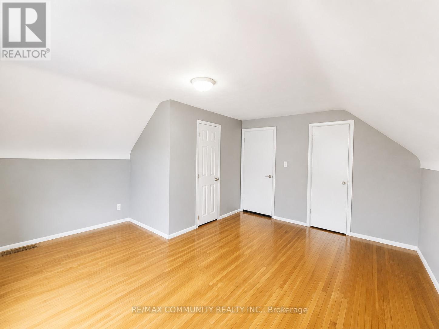 Main - 386 Whitney Avenue, Hamilton, Ontario  L8S 2H4 - Photo 20 - X13081062