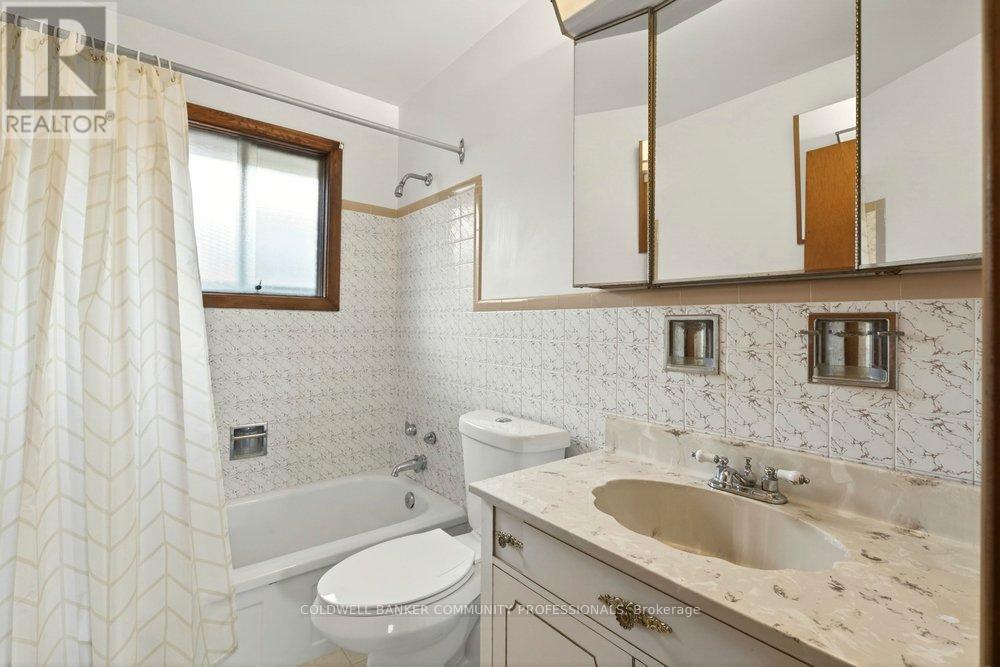 14 Callie Road, Hamilton, Ontario  L9A 1Z4 - Photo 30 - X13081152