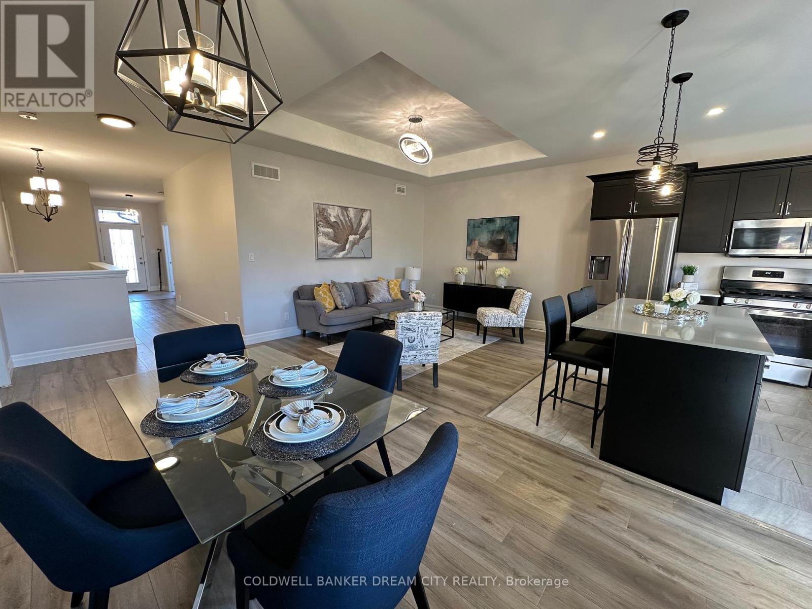 28 Matheos Crescent, Quinte West, Ontario  K8V 0L3 - Photo 5 - X13081168