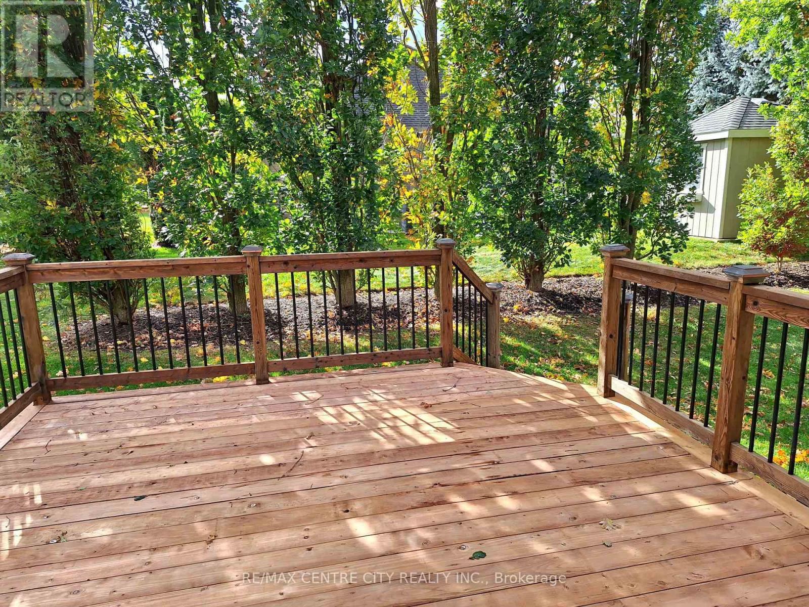 101 - 5 Woodhaven Drive, Tillsonburg, Ontario  N4G 0A8 - Photo 28 - X12885804
