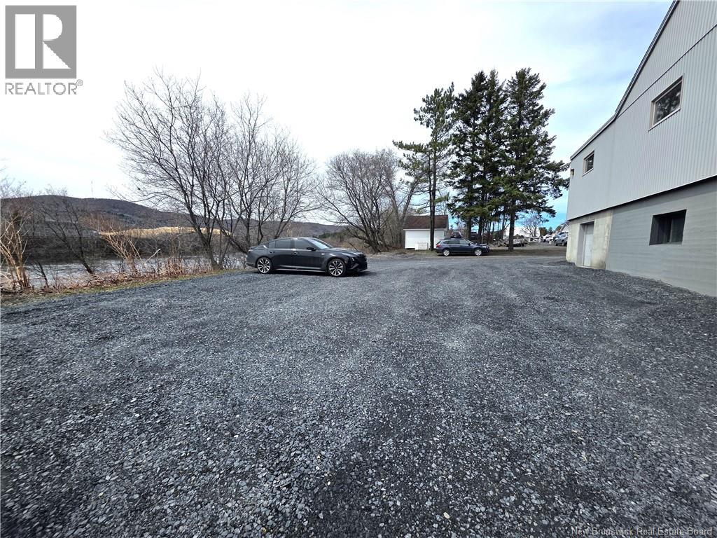 296 Victoria Street, Edmundston, New Brunswick  E3V 2H9 - Photo 41 - NB130719