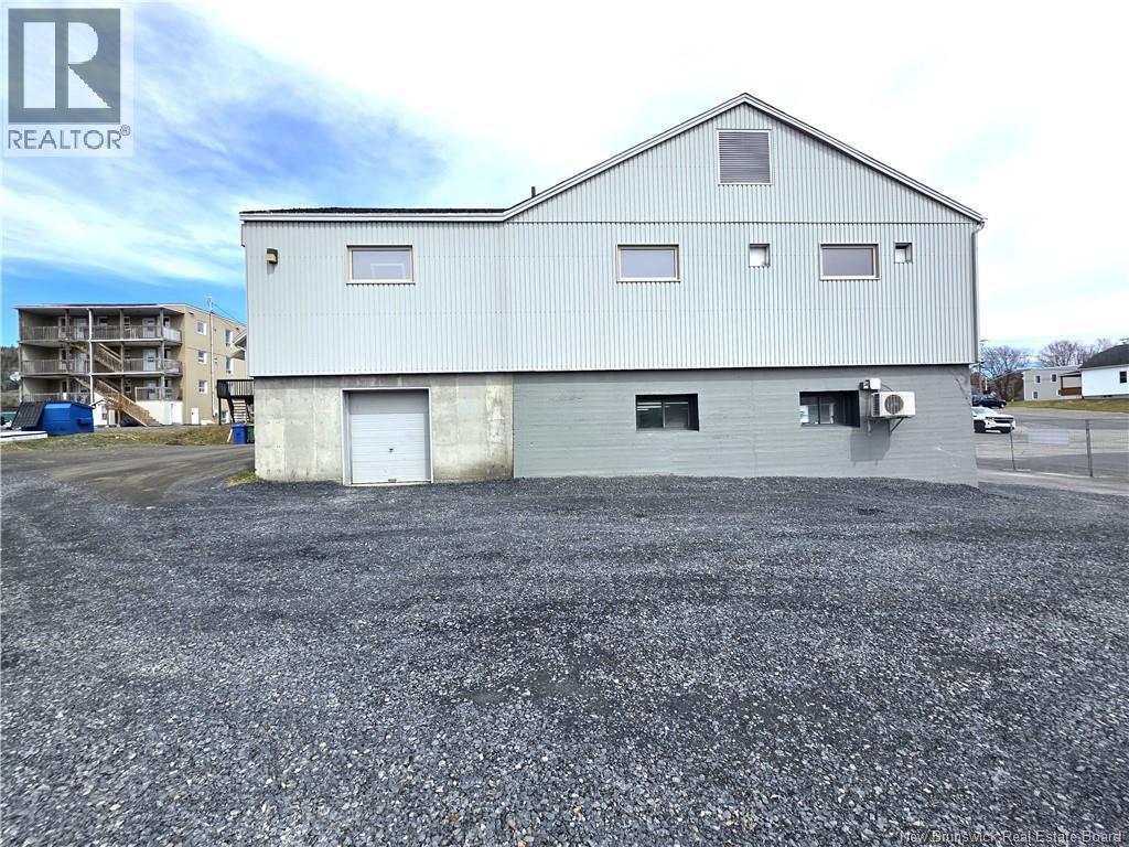 296 Victoria Street, Edmundston, New Brunswick  E3V 2H9 - Photo 39 - NB130719