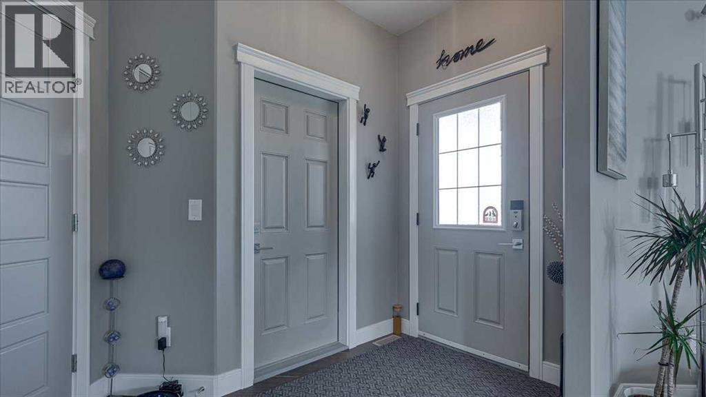 738 Cypress Lane, Springbrook, Alberta  T4S 0E5 - Photo 3 - A2303531
